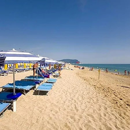 I Giardini Del Conero Hotel apartamentowy Porto Recanati