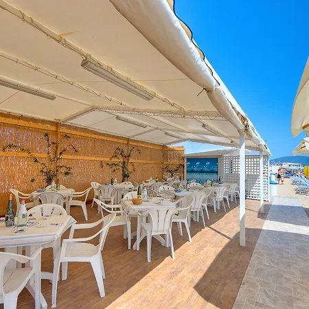 I Giardini Del Conero Aparthotel